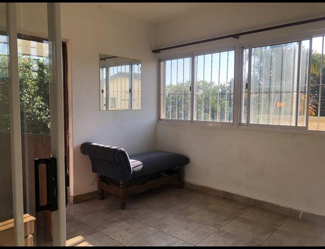 2 BEDROOM APARTMENT FOR SALE IN MANABA BEACH